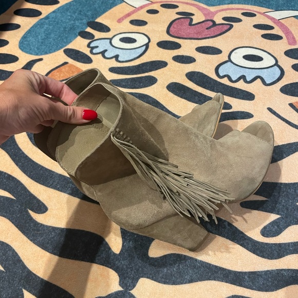 Dolce Vita booties - Picture 5 of 5